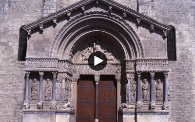 Video: Saint Trophime Arles