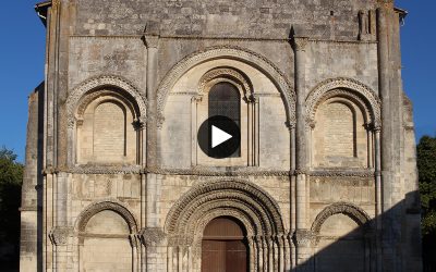Video: Facade Abbaye aux Dames Saintes
