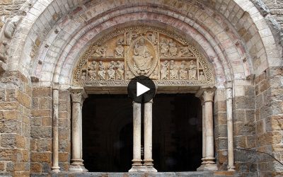 Video: Tympanum Prieuré Saint-Pierre de Carennac