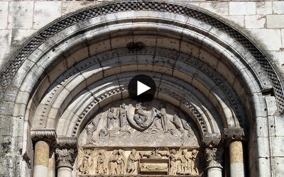 Video: Tympanum of the Virgin Notre-Dame de La Charité-sur-Loire